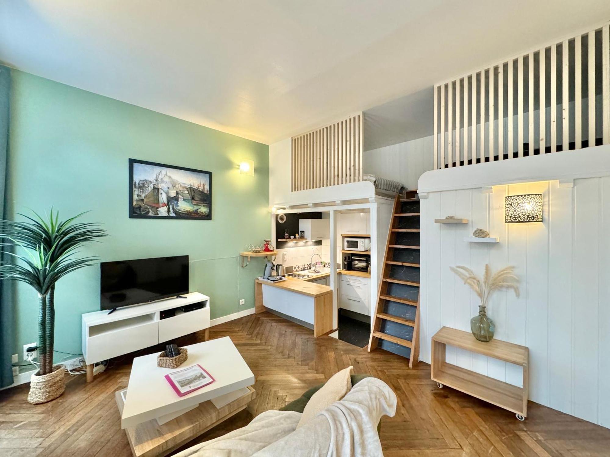 Le Noir Bois Et Blanc - Studio - Wifi - Centre Ville - Entree Autonome Κεμπέρ Εξωτερικό φωτογραφία